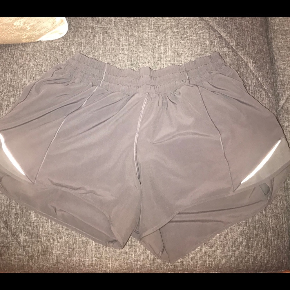lululemon grey size 10, 4 in. shorts